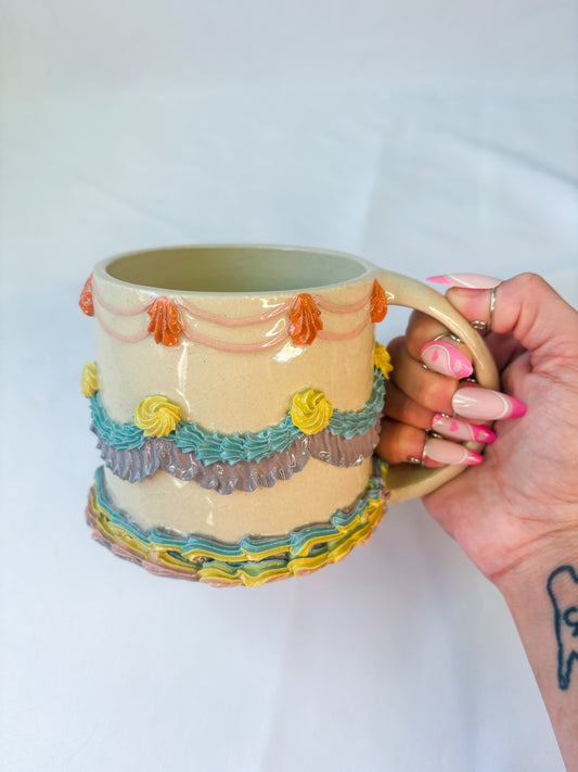 Rainbow Vintage Cake Mug