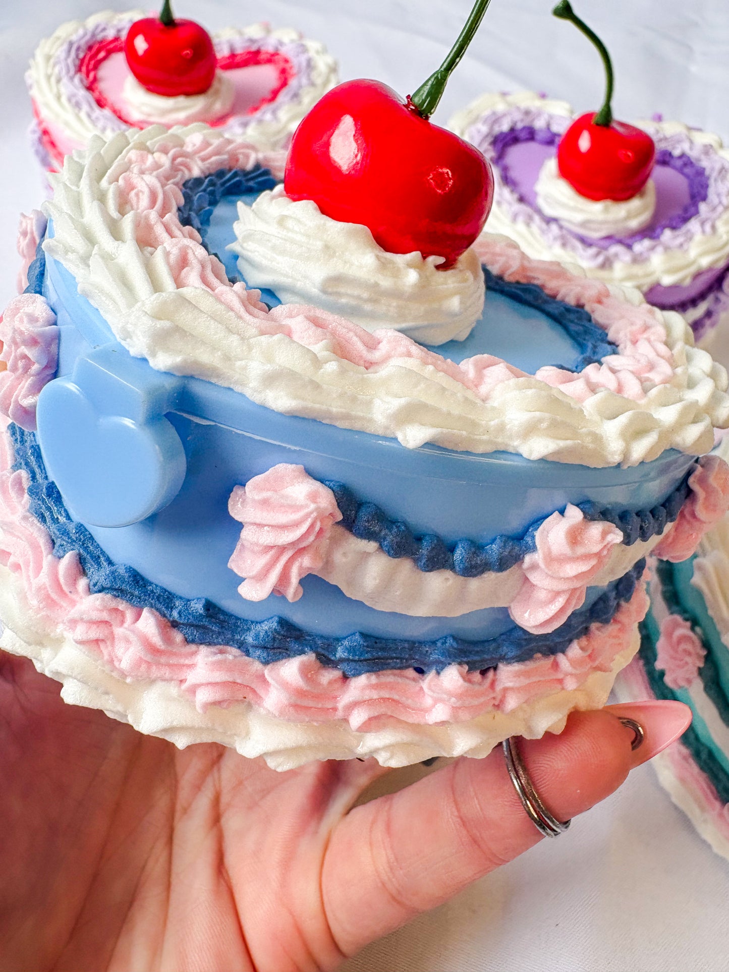 Mini Heart Fake Cake Box