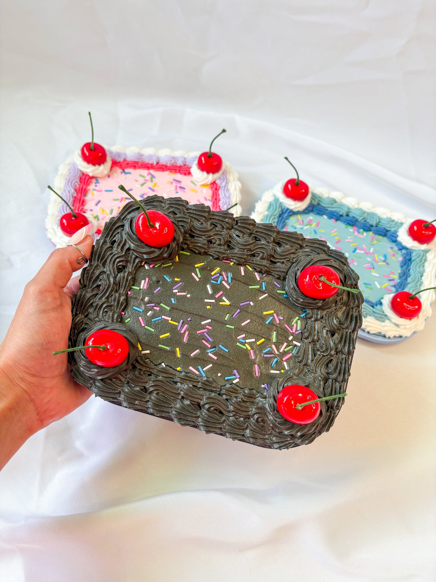 Fake Cake Rolling Tray with a Magnetic Lid