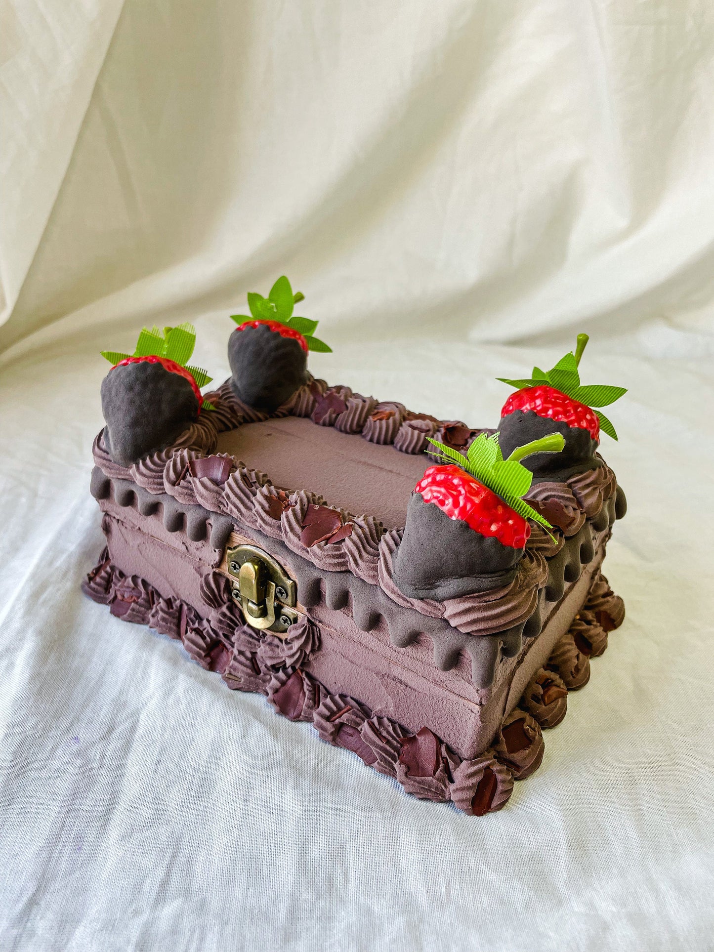 Chocolate Fake Cake Boxes