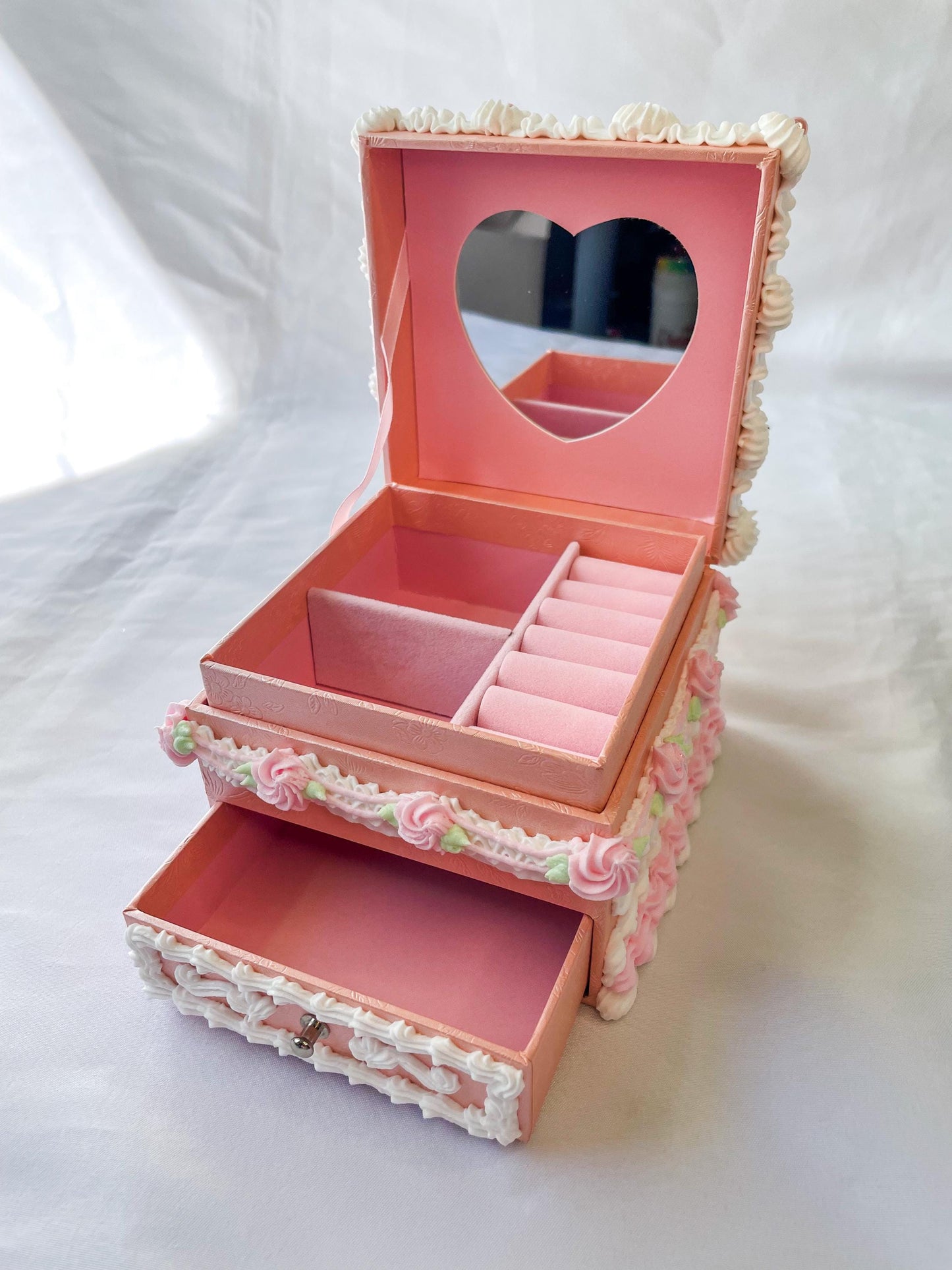 Fake Cake Jewlery Box