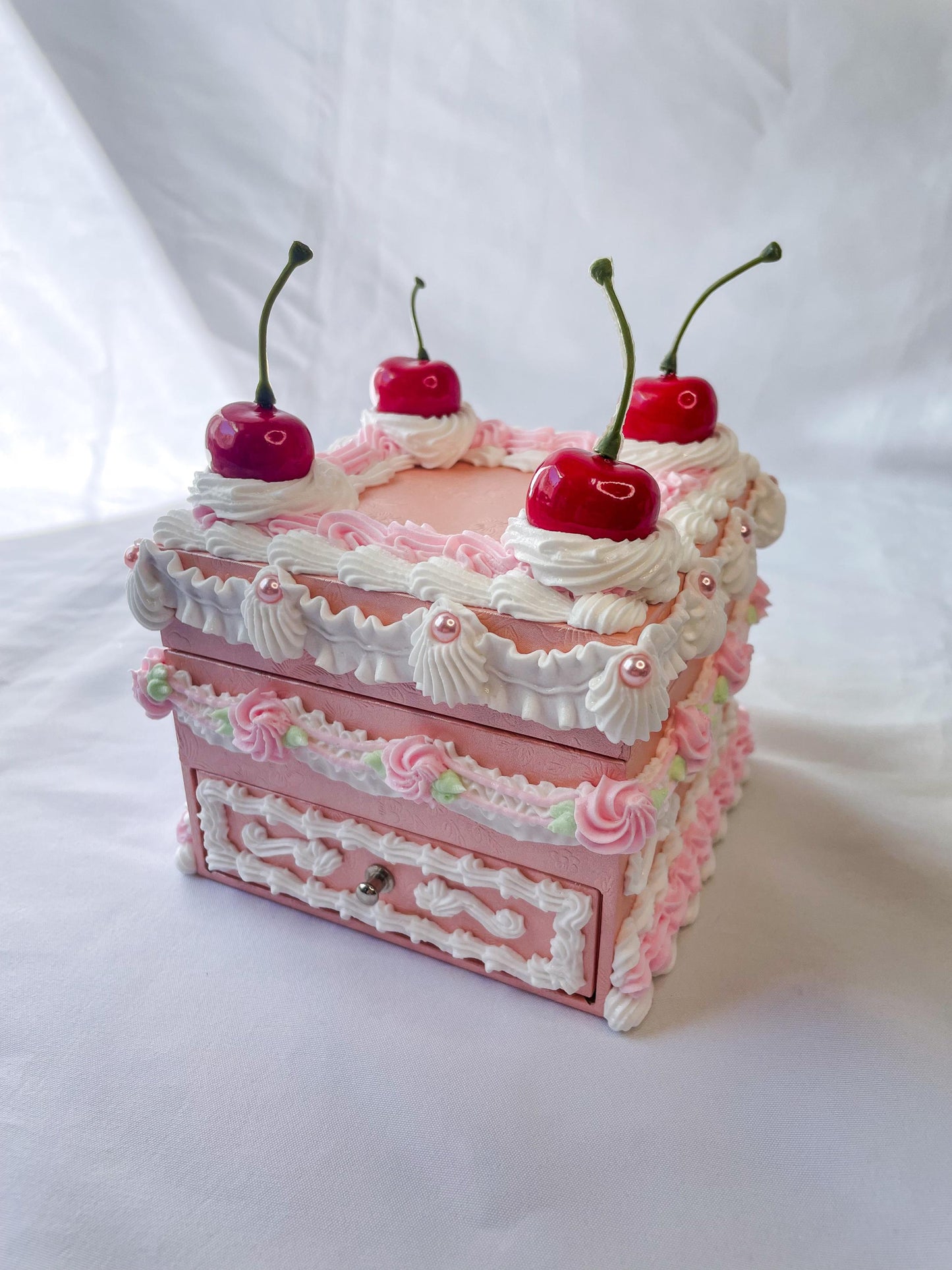 Fake Cake Jewlery Box