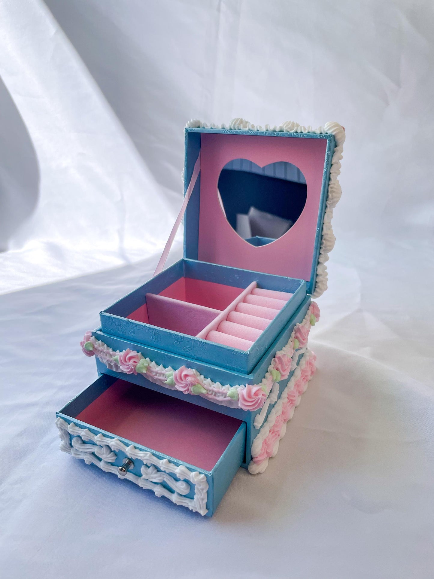 Fake Cake Jewlery Box