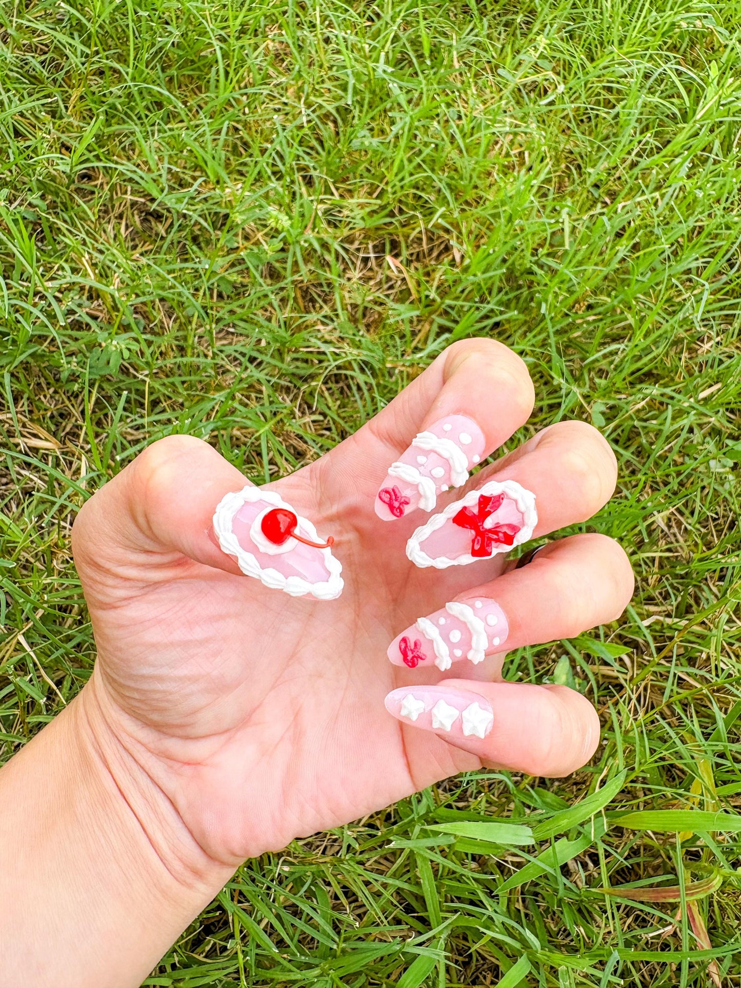Cake Press-On Nails