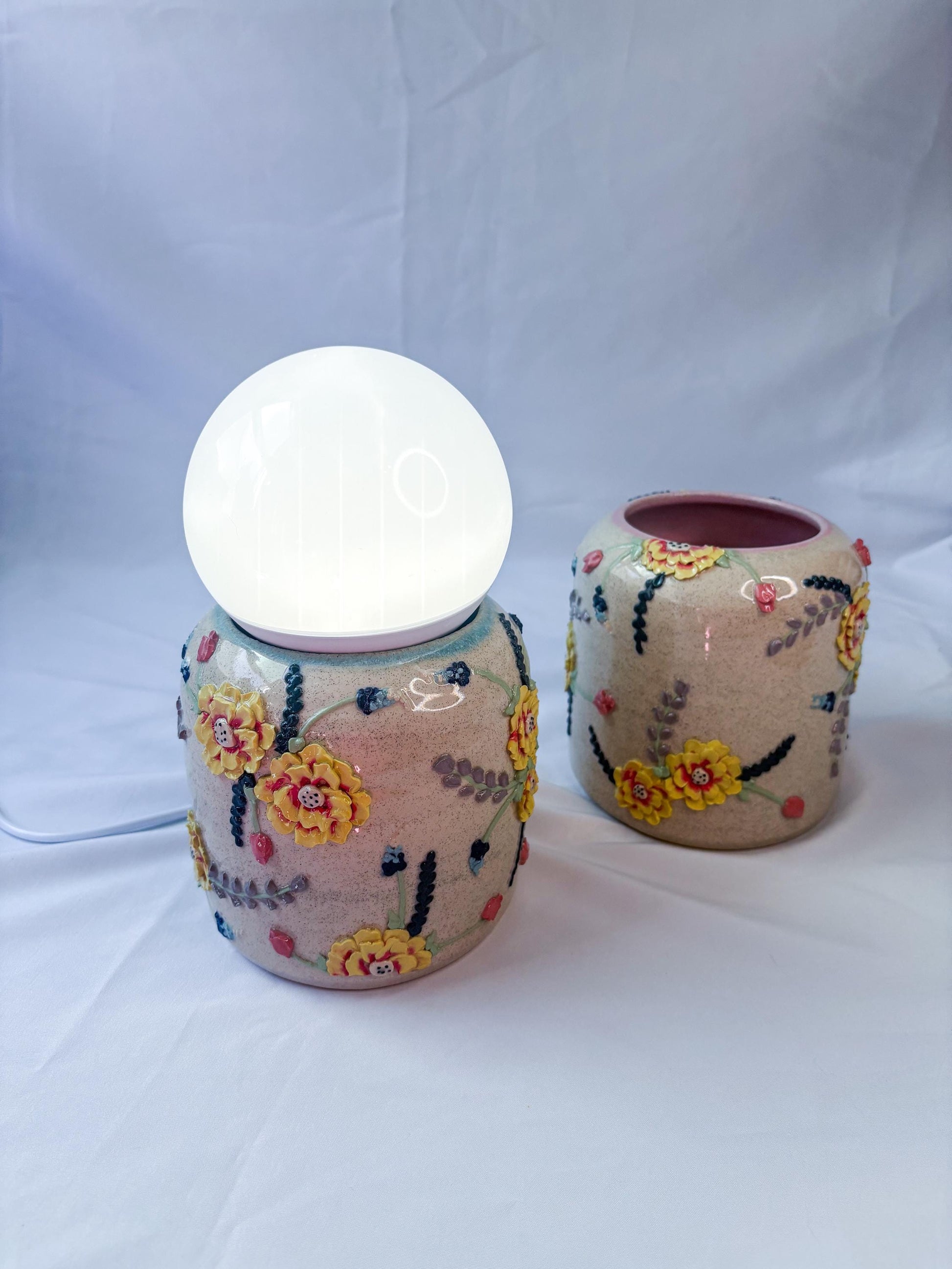 Texas Wildflower Ceramic Cake Table Lamp