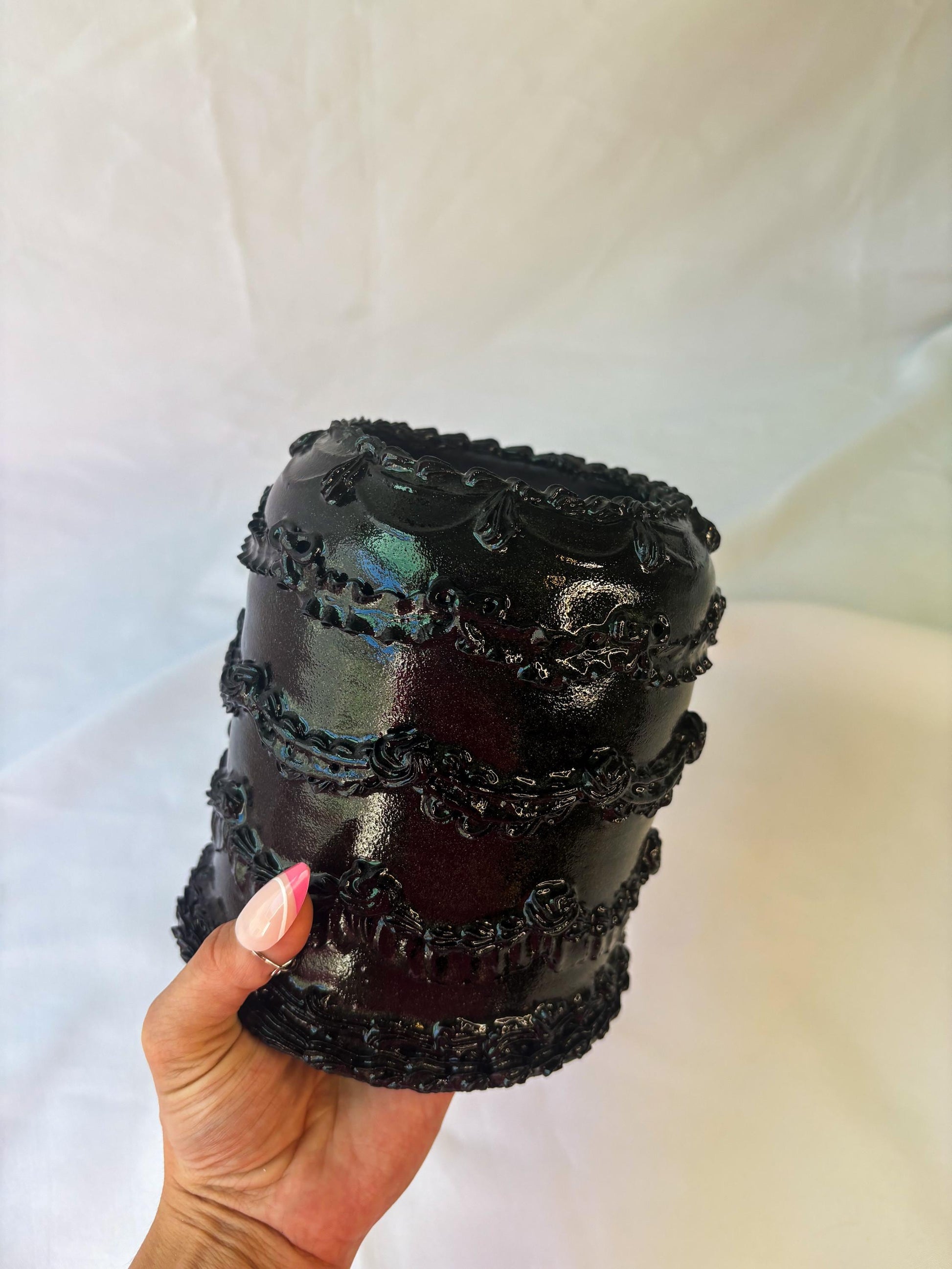 Black Ceramic Cake Table Lamp