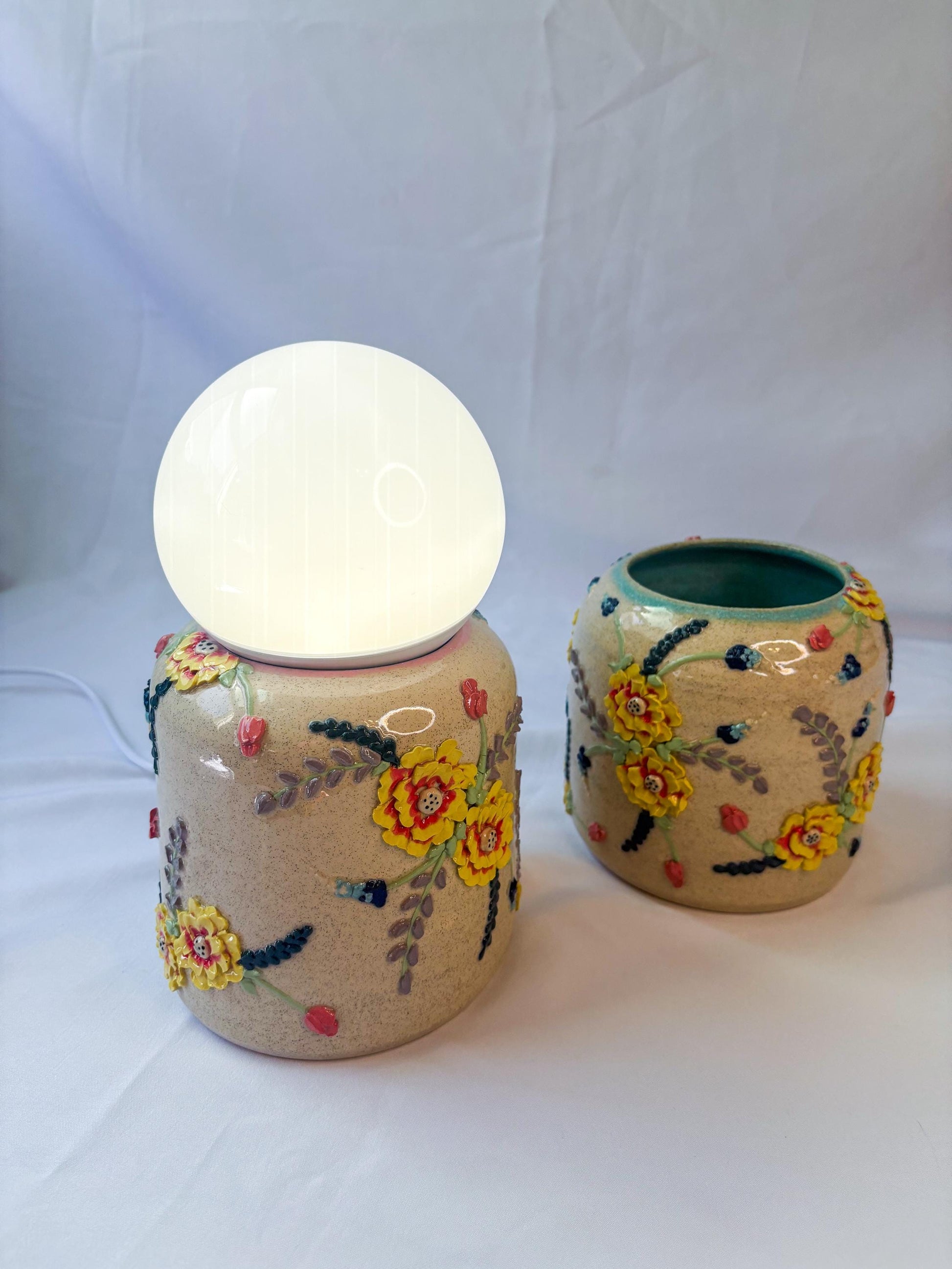 Texas Wildflower Ceramic Cake Table Lamp