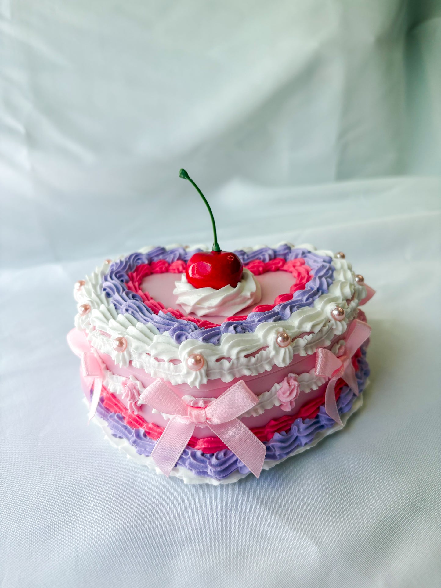 Heart Fake Cake Jewelry Box with Mirror