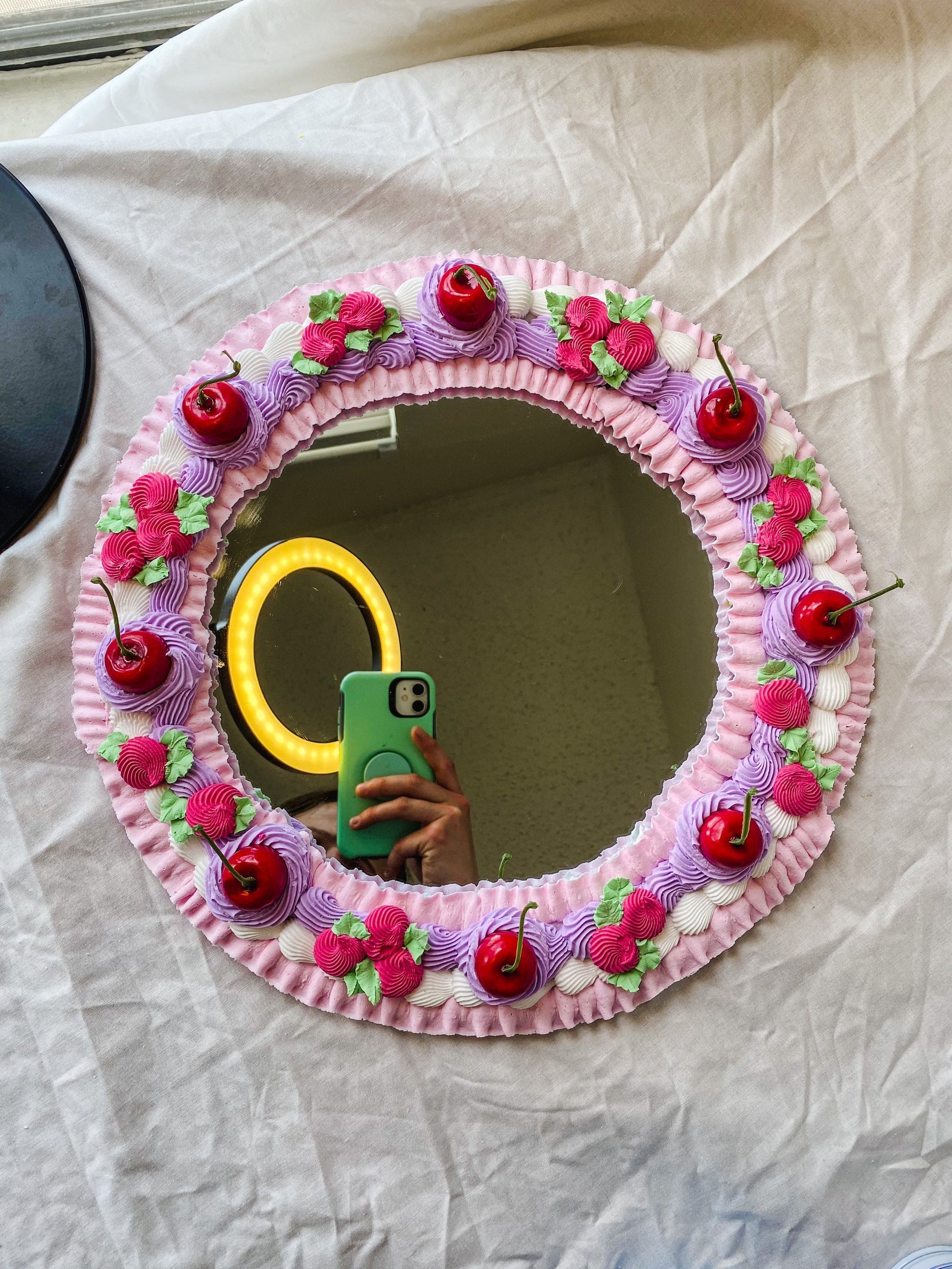 Customizable Fake Cake Mirrors