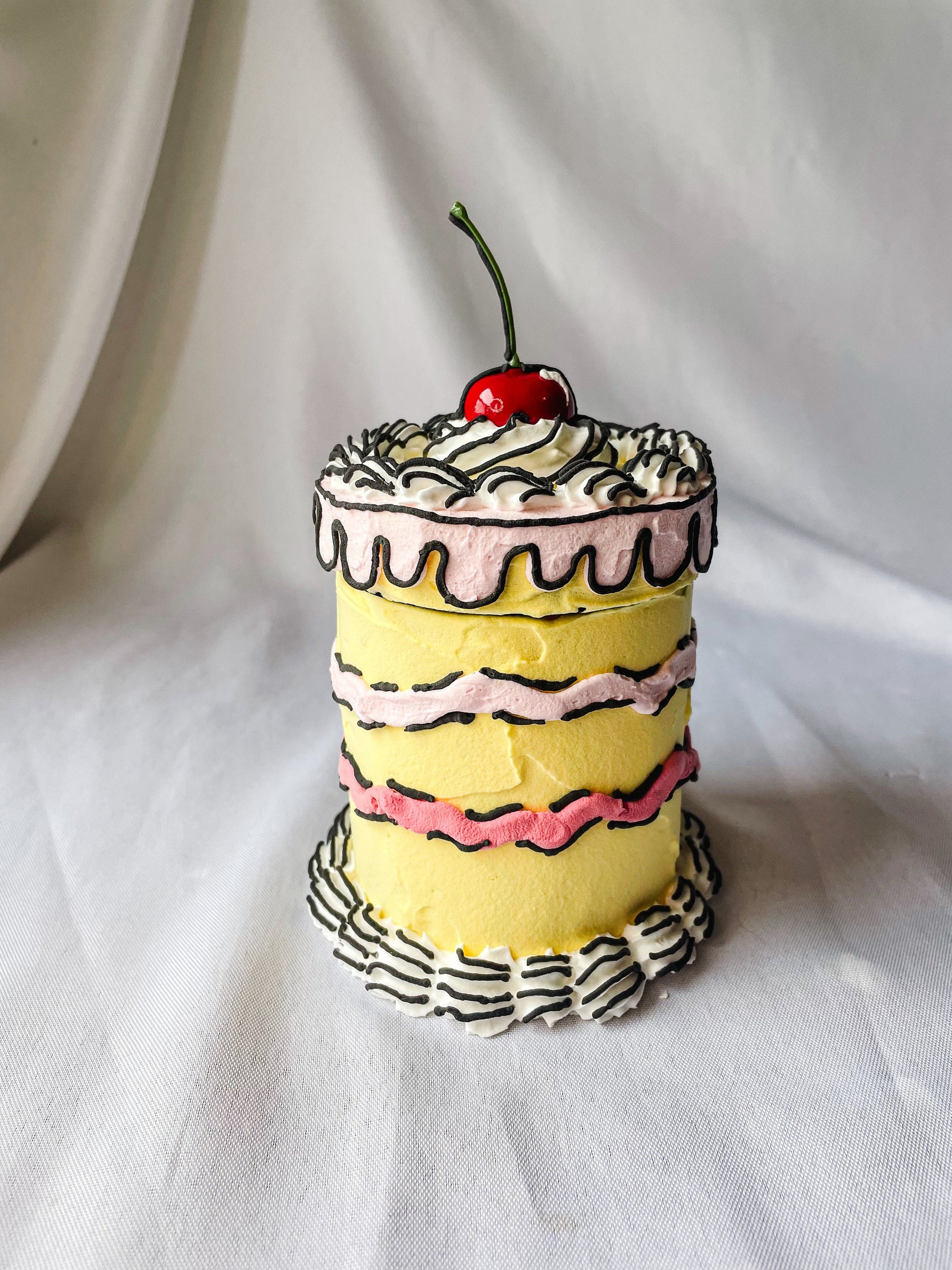 Cartoon Comic Fake Cake Box