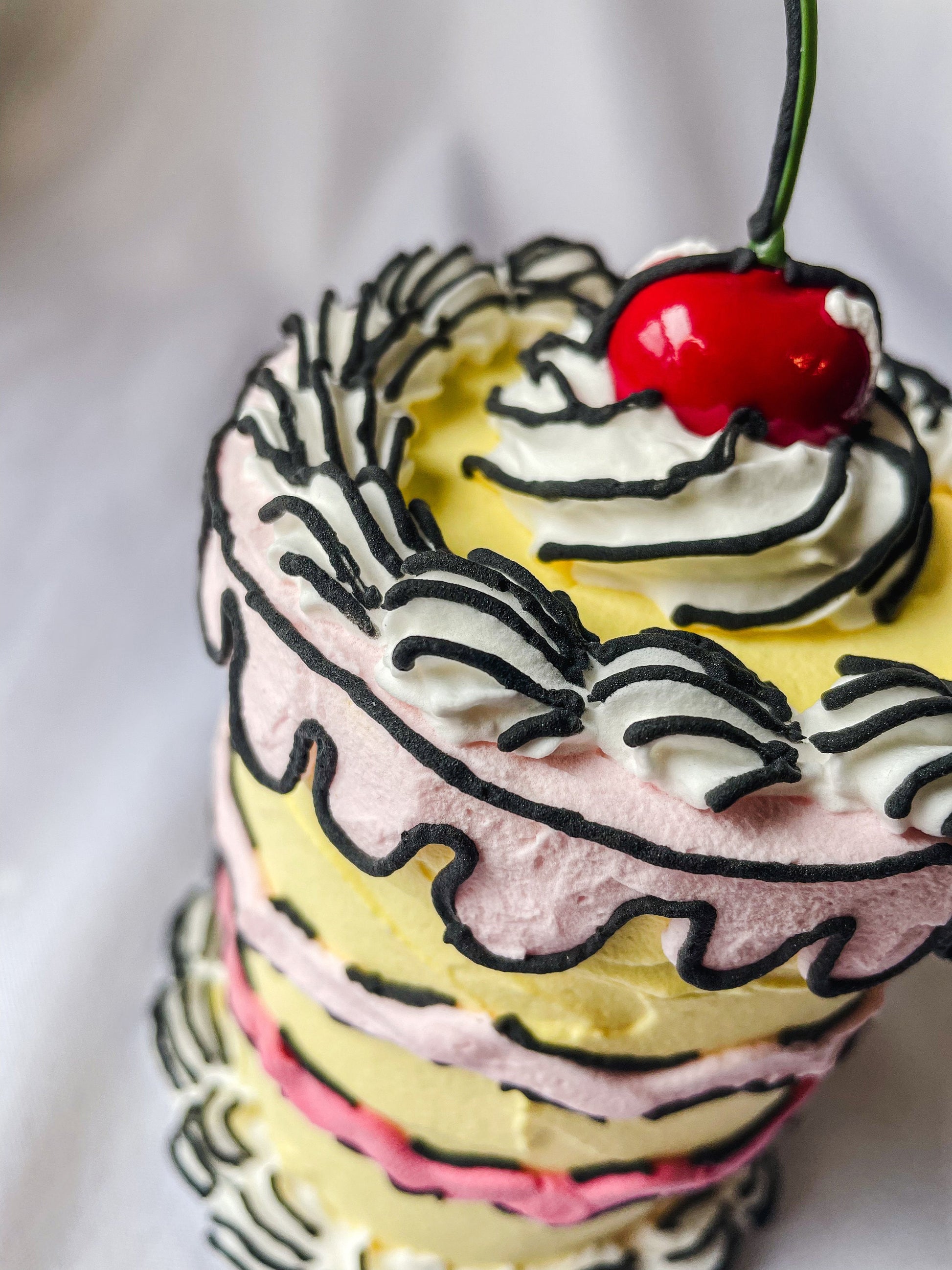 Cartoon Comic Fake Cake Box