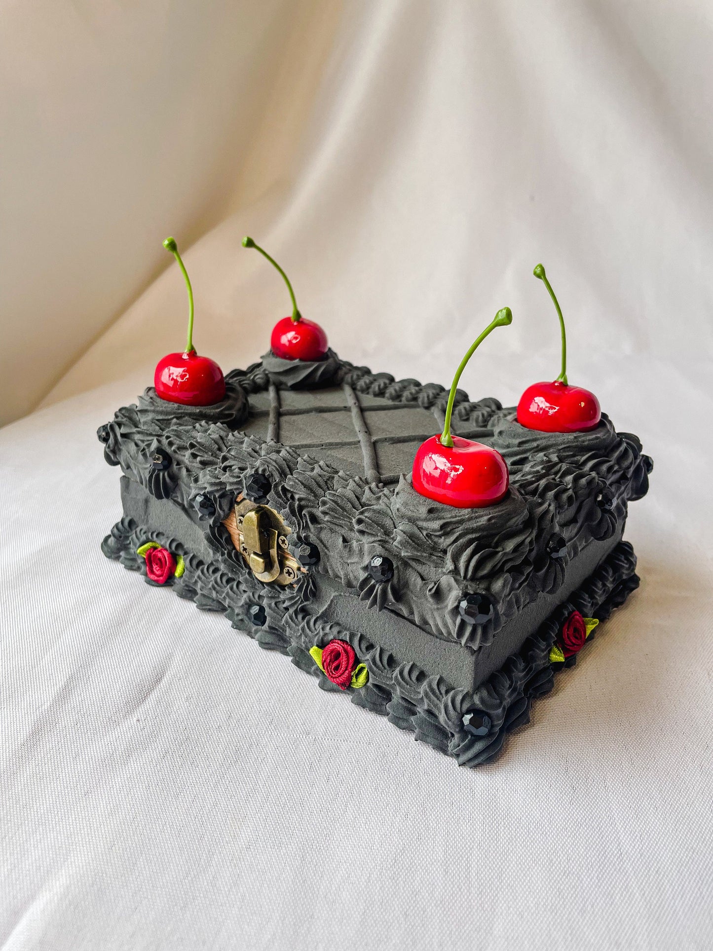 Vintage Cherry Fake Cake Boxes