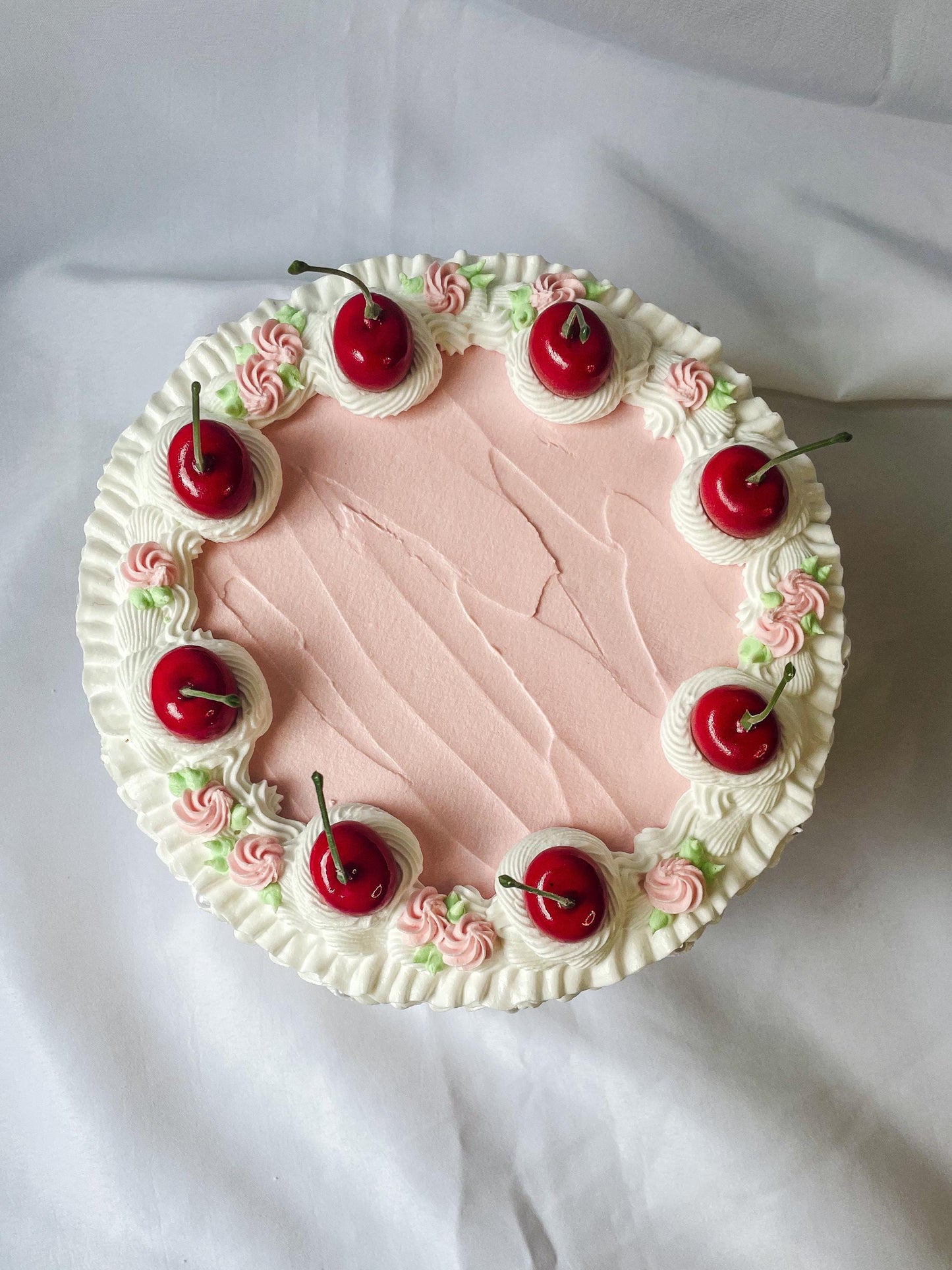 Lambeth Style Pink and White Fake Cake Box