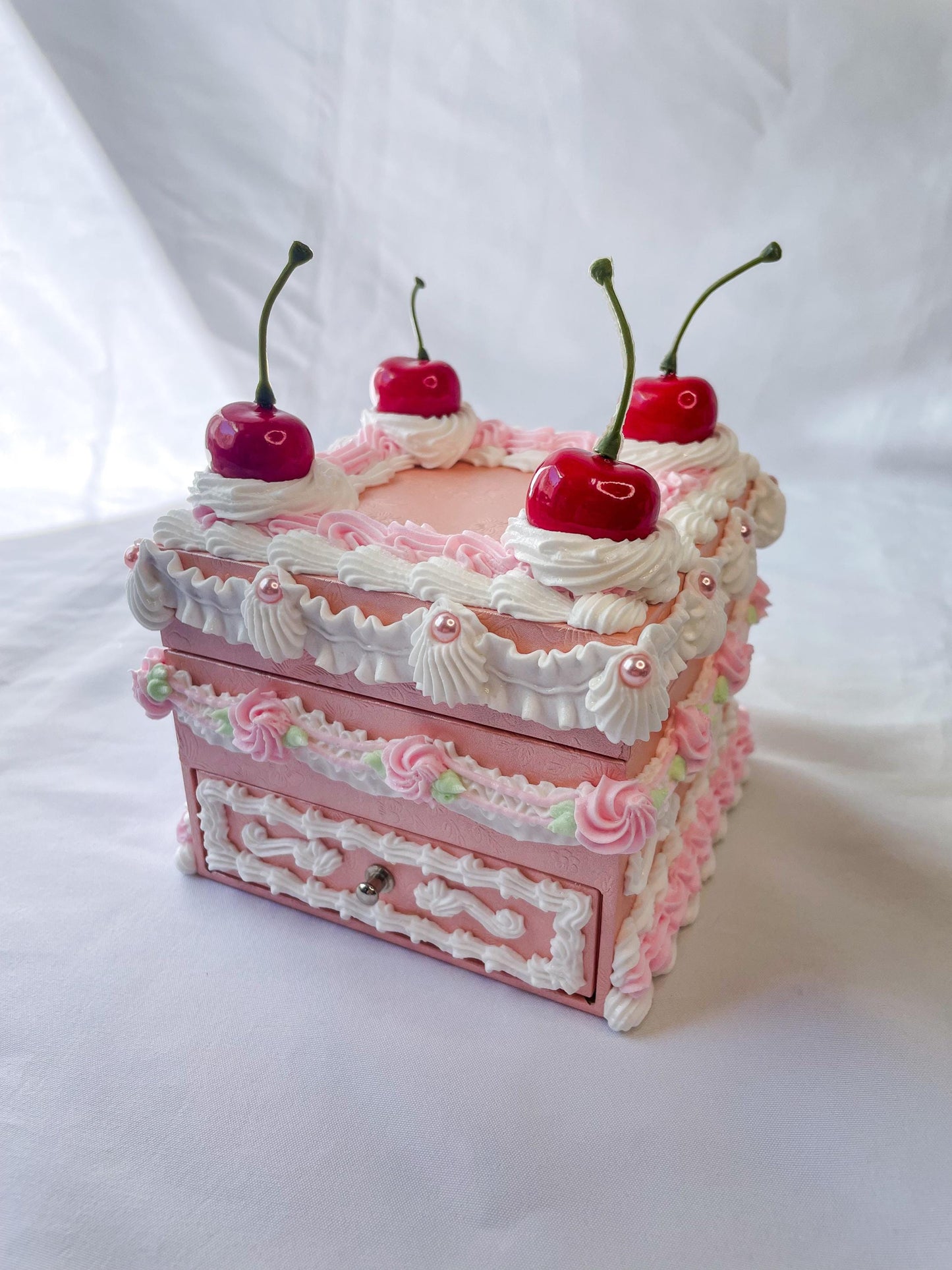 Fake Cake Jewlery Box