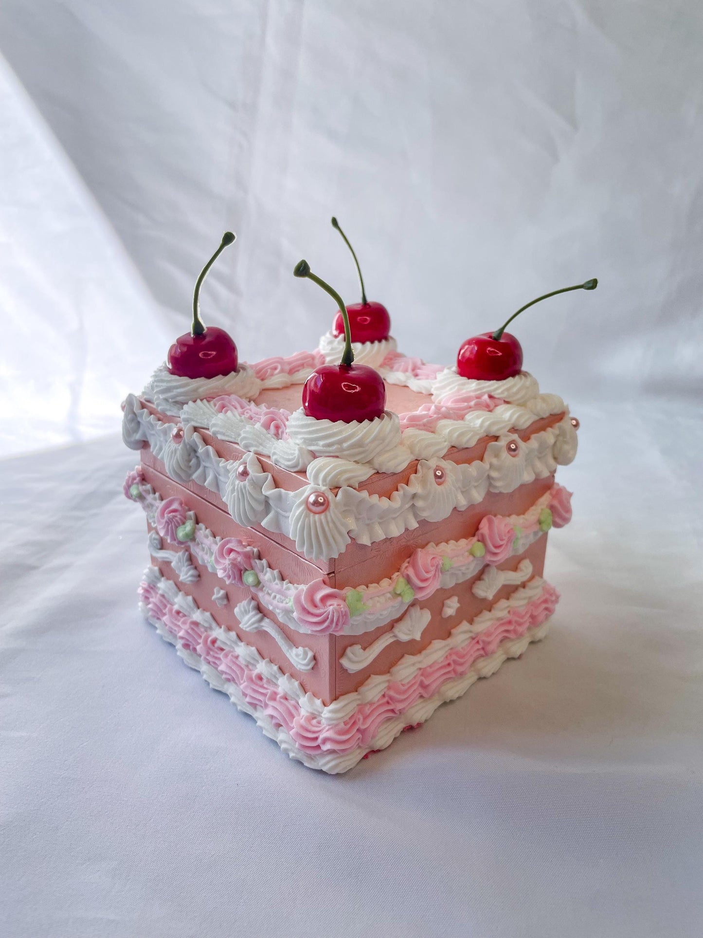 Fake Cake Jewlery Box