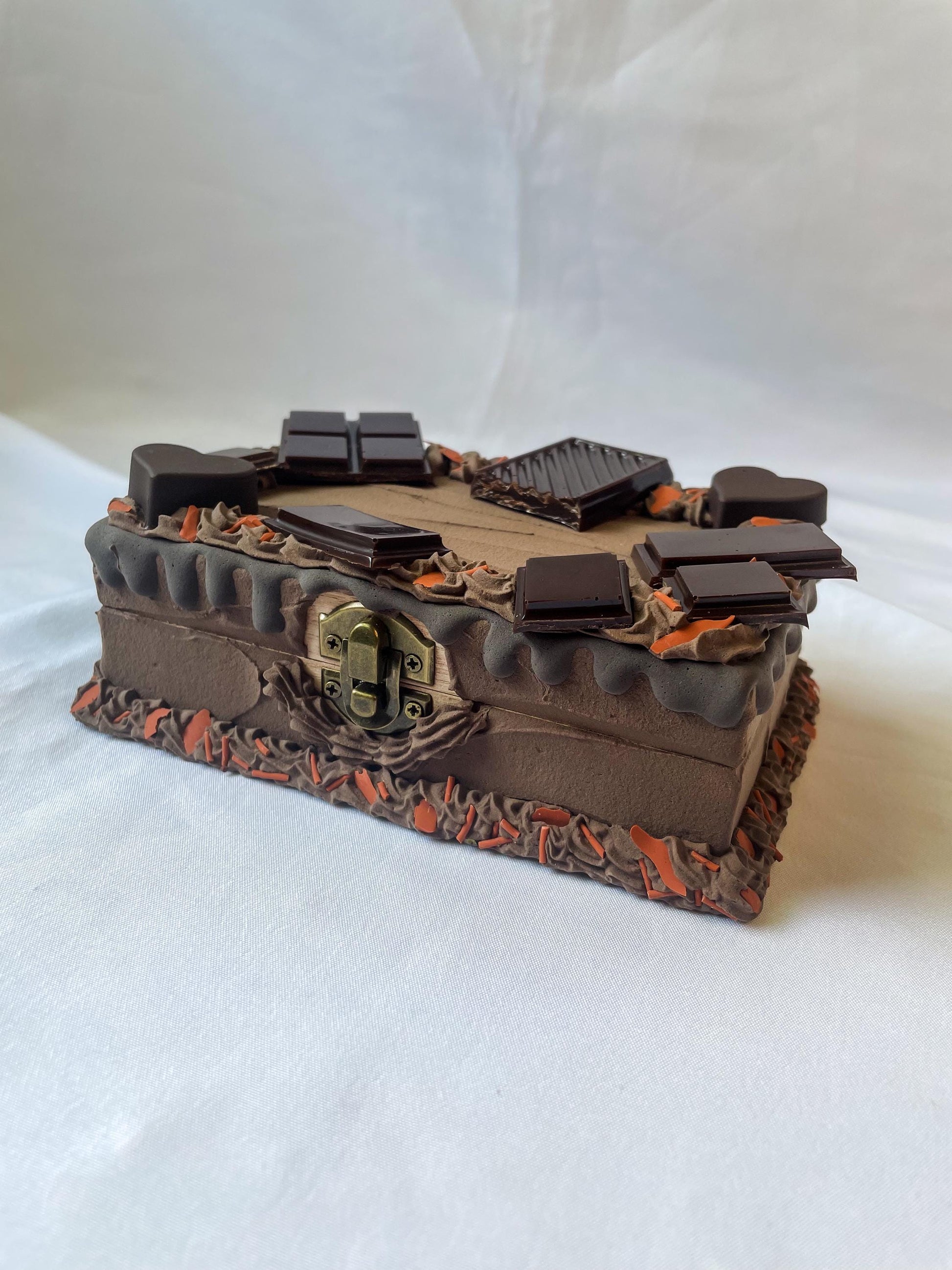 Chocolate Fake Cake Boxes