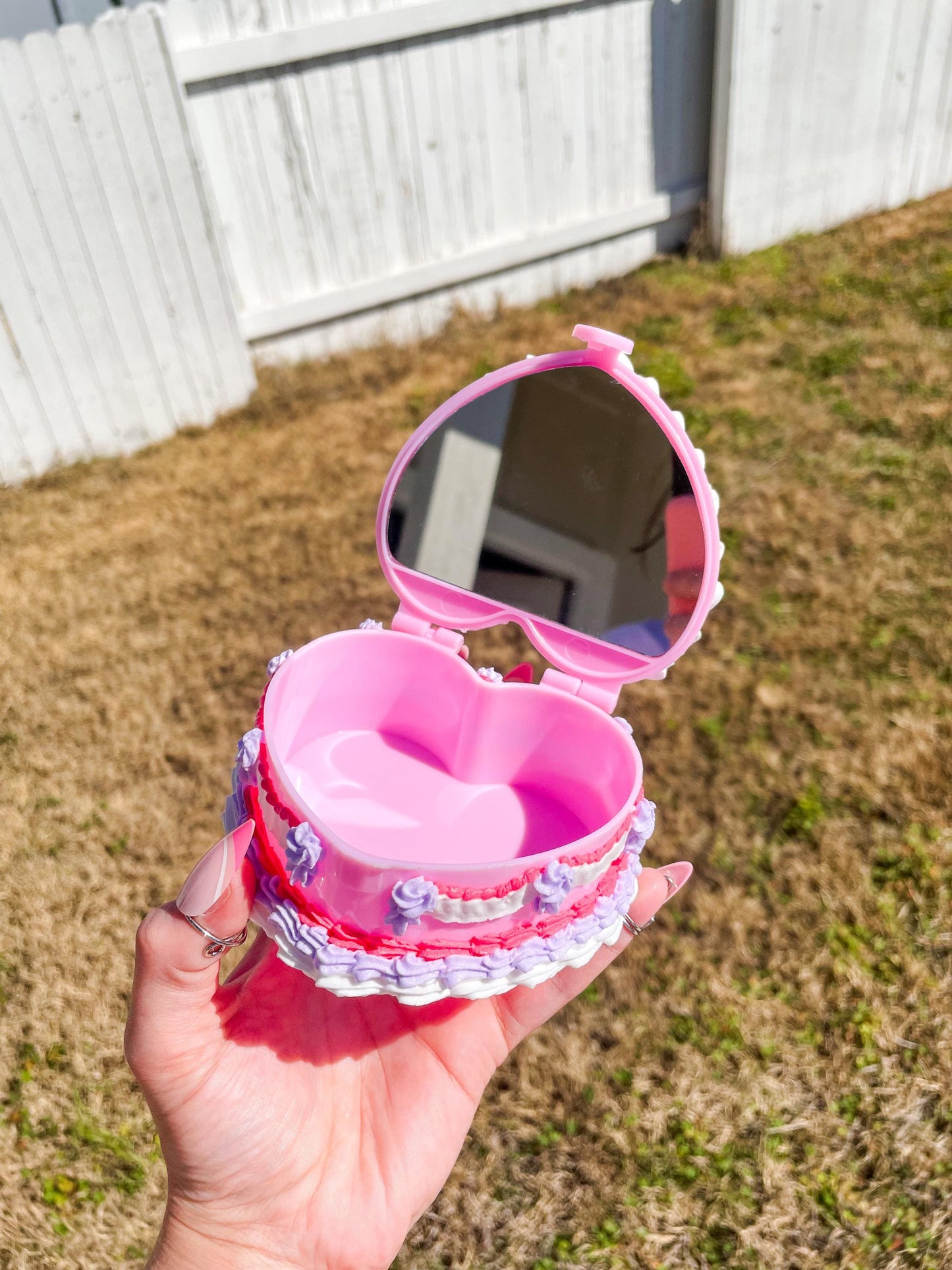 Mini Heart Fake Cake Box