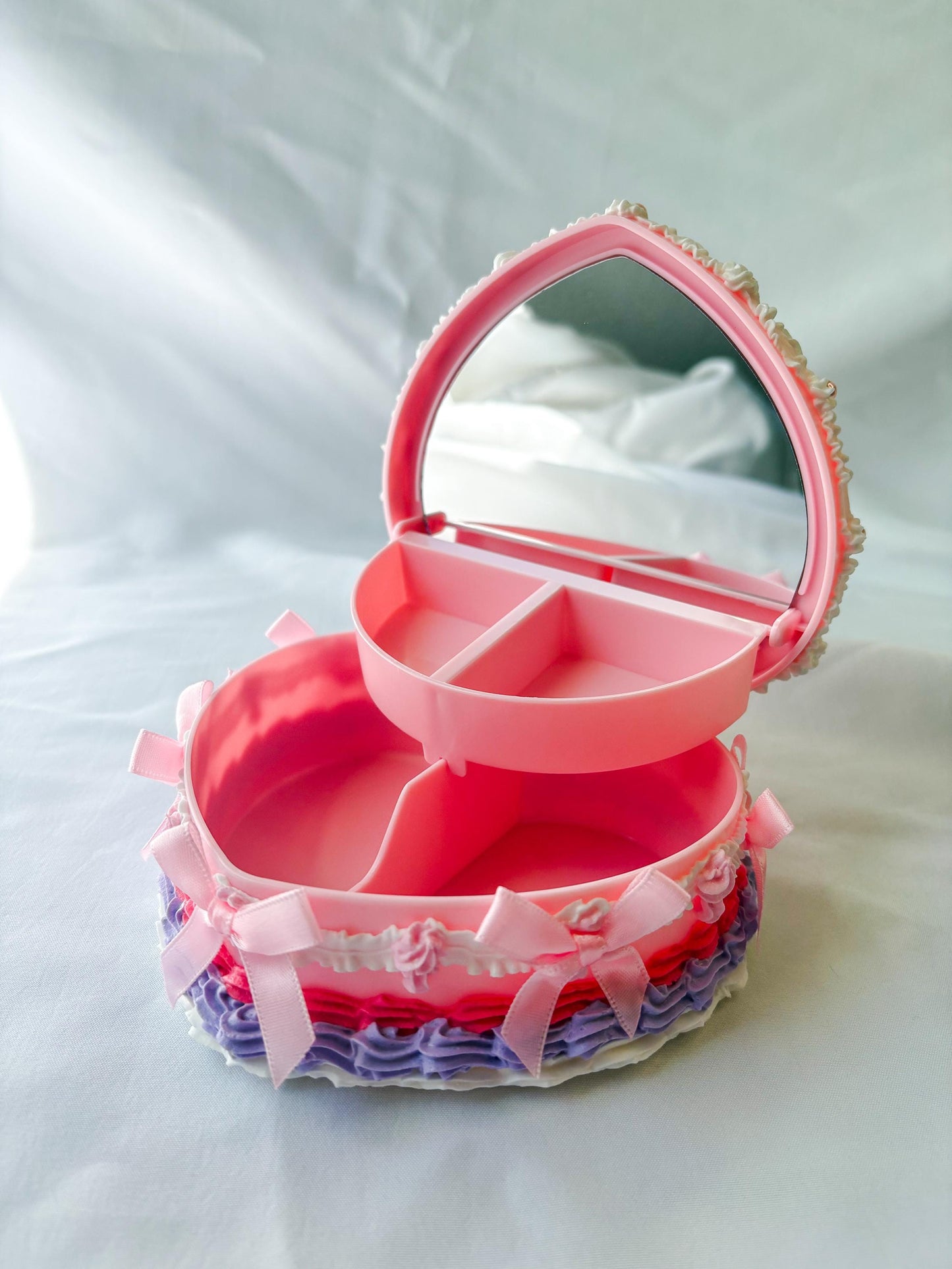 Customizable Heart Fake Cake Jewelry Box with Mirror