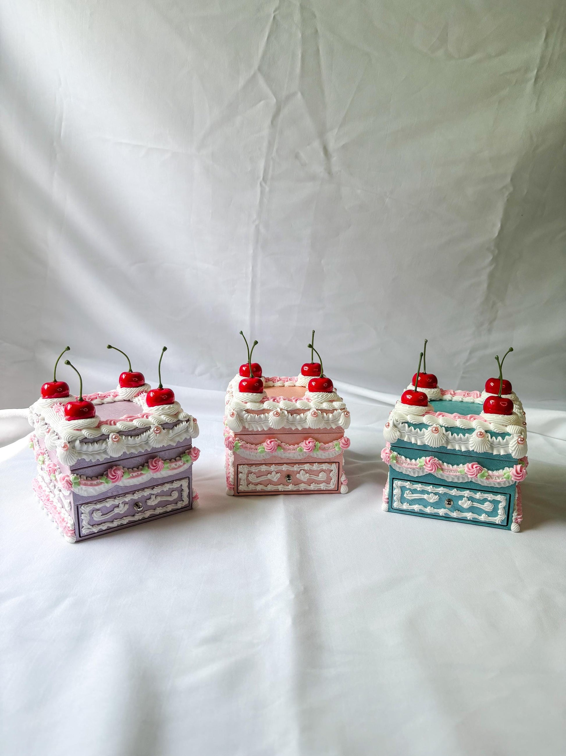 Fake Cake Jewlery Box