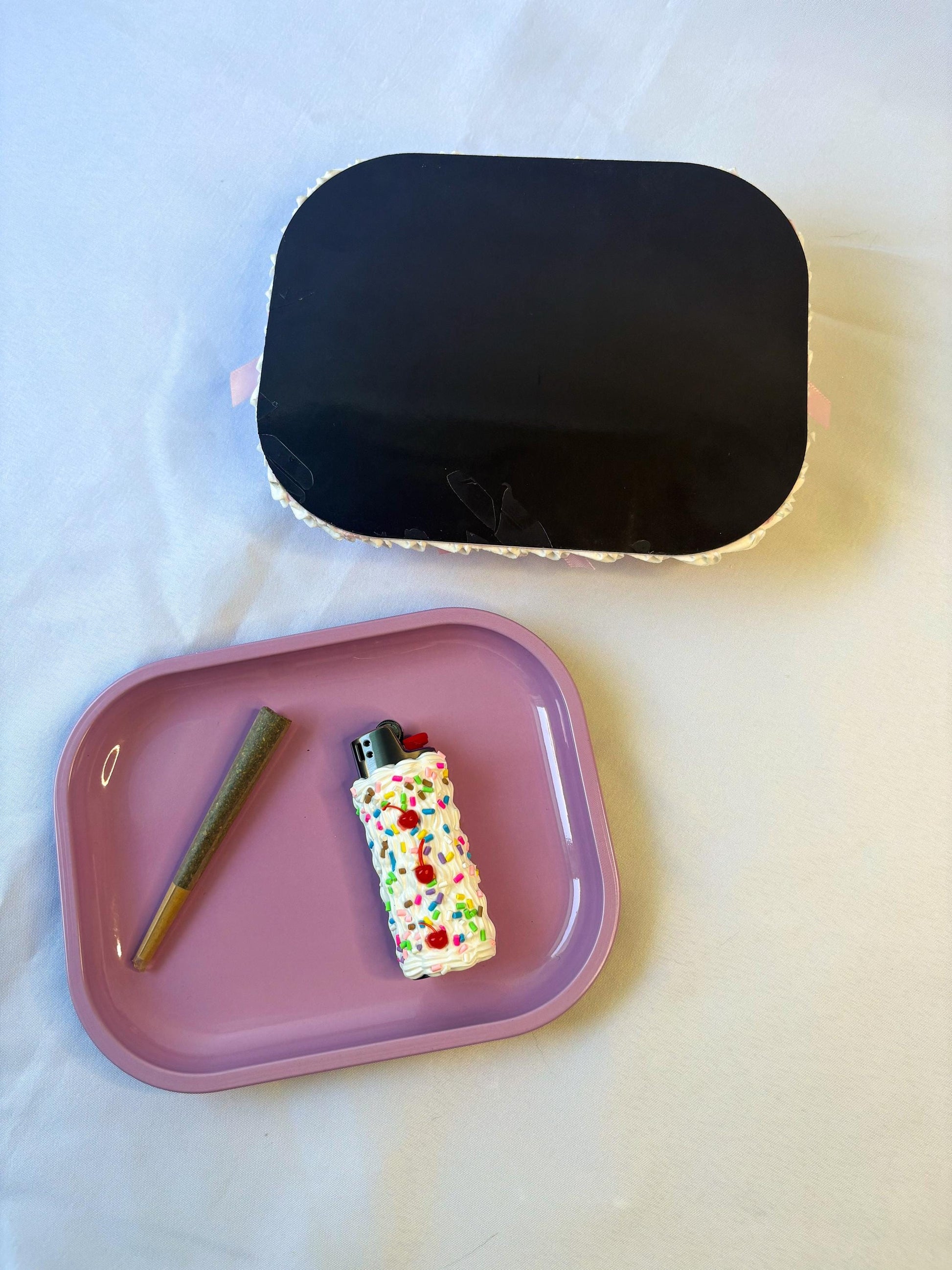 Fake Cake Decorative Tray with a Magnetic Lid