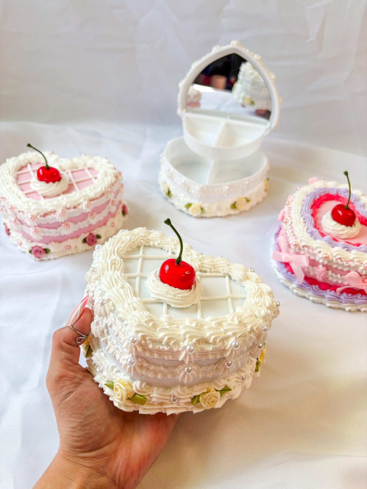 Customizable Heart Fake Cake Jewelry Box with Mirror
