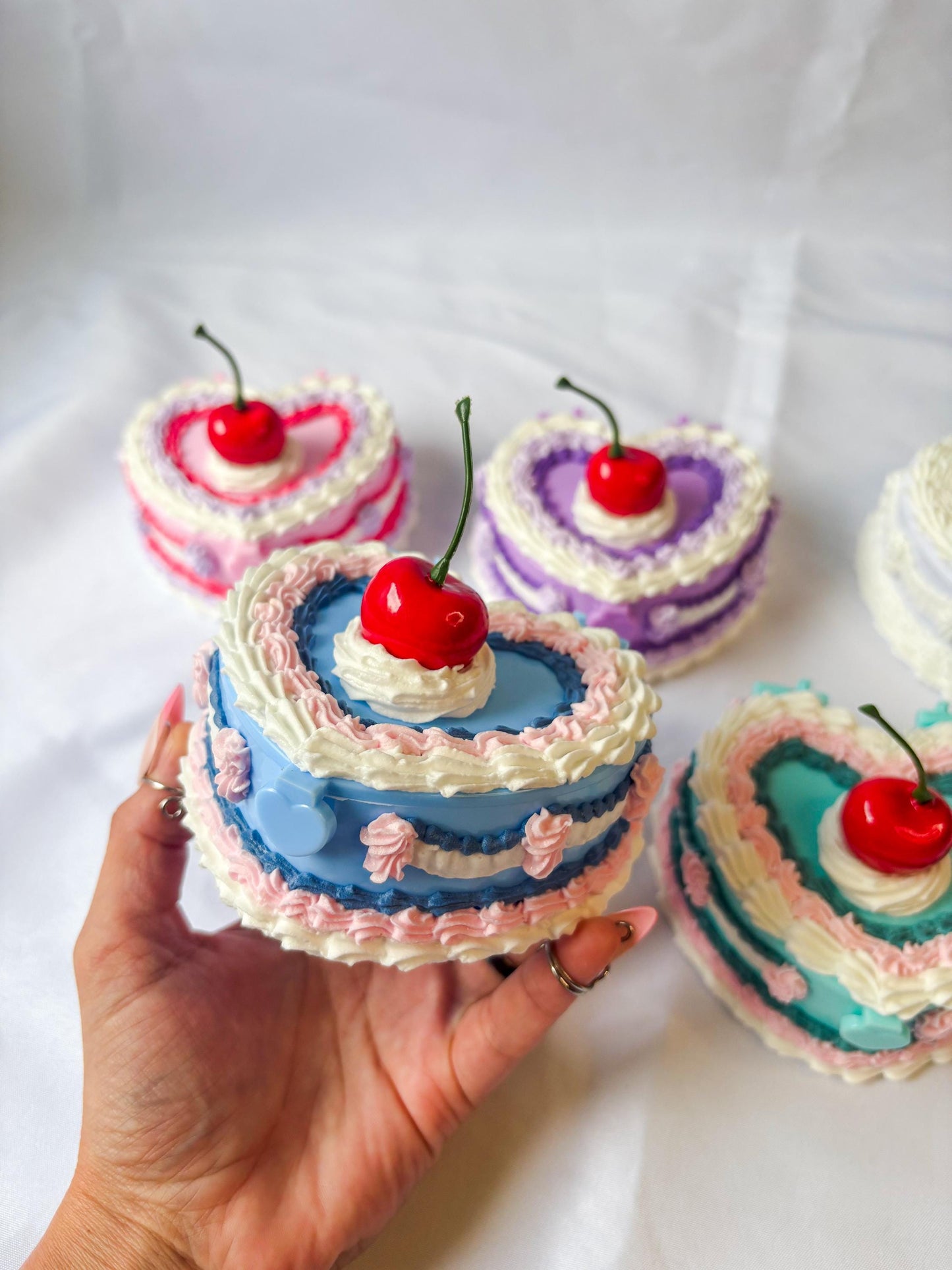 Mini Heart Fake Cake Box