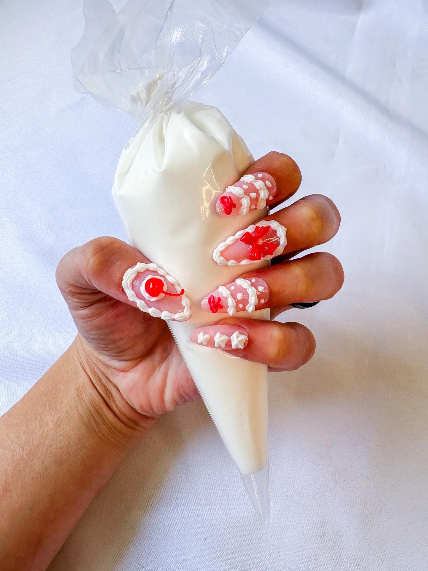 Cake Press-On Nails