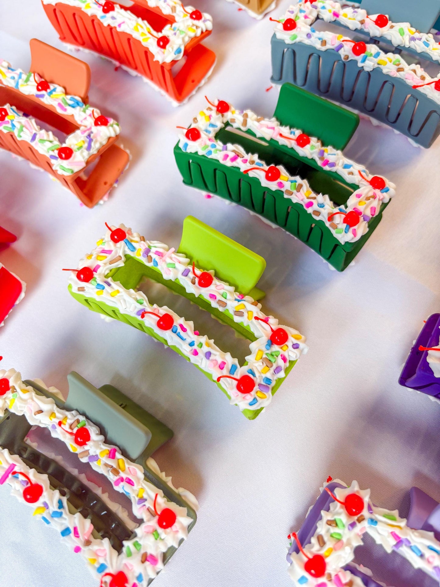 Fake Cake Hair Claws