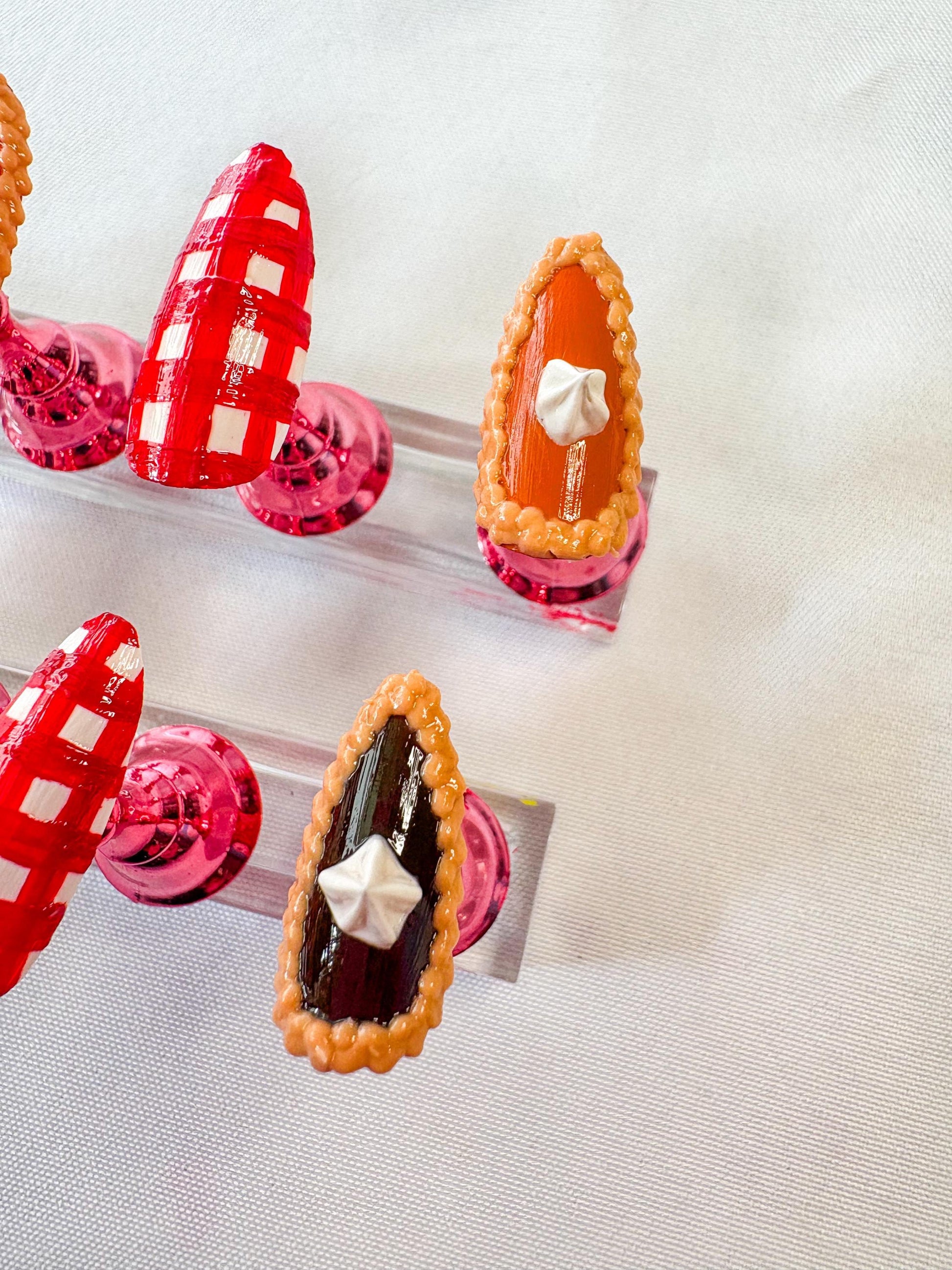 Pie and Gingham Press-On Nails