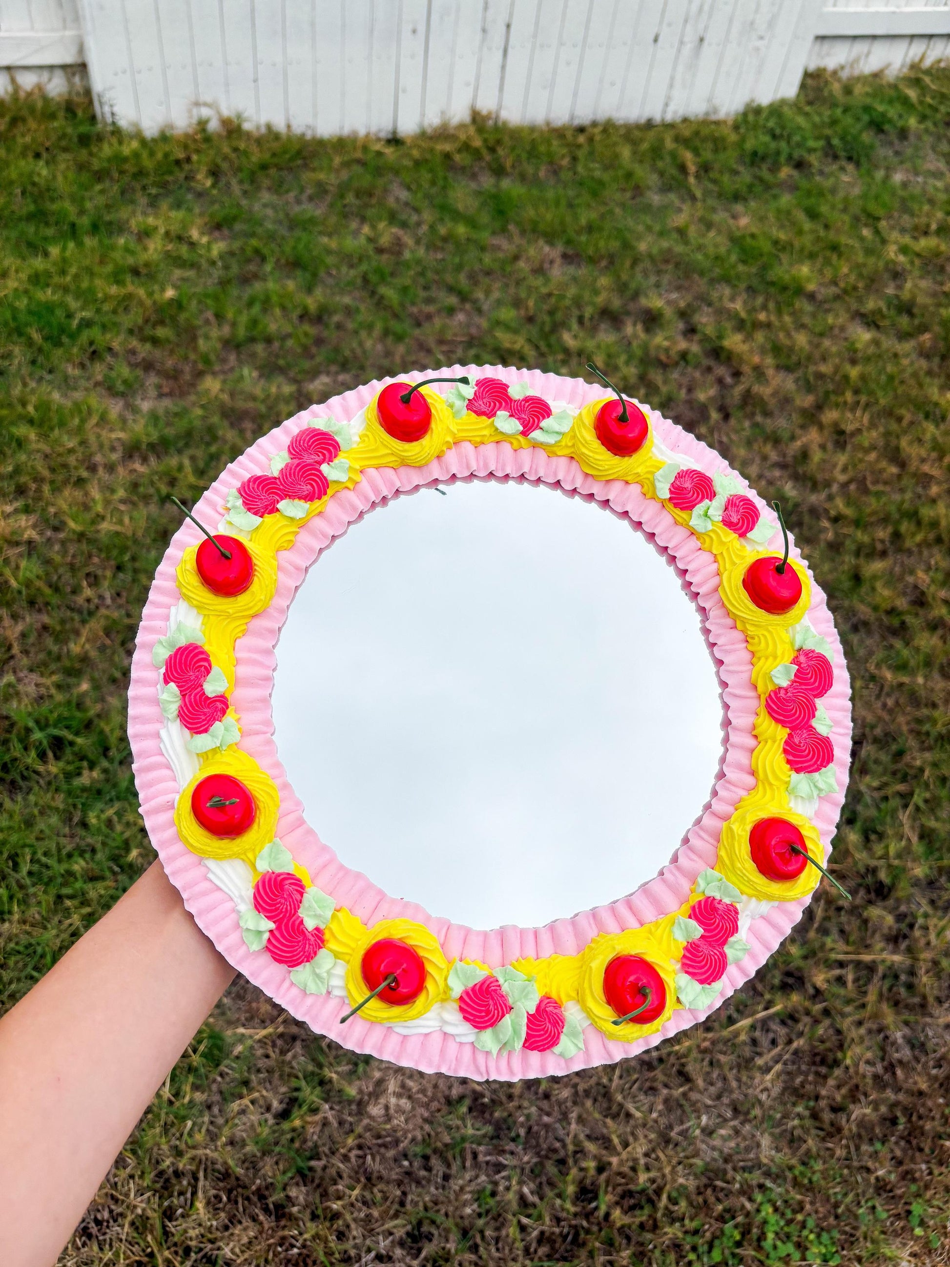 Customizable Fake Cake Mirrors