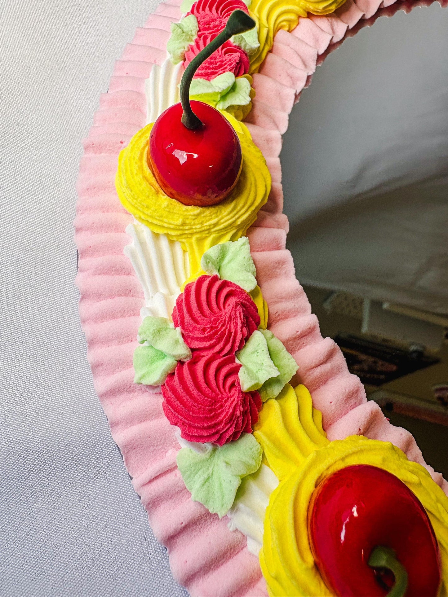 Customizable Fake Cake Mirrors