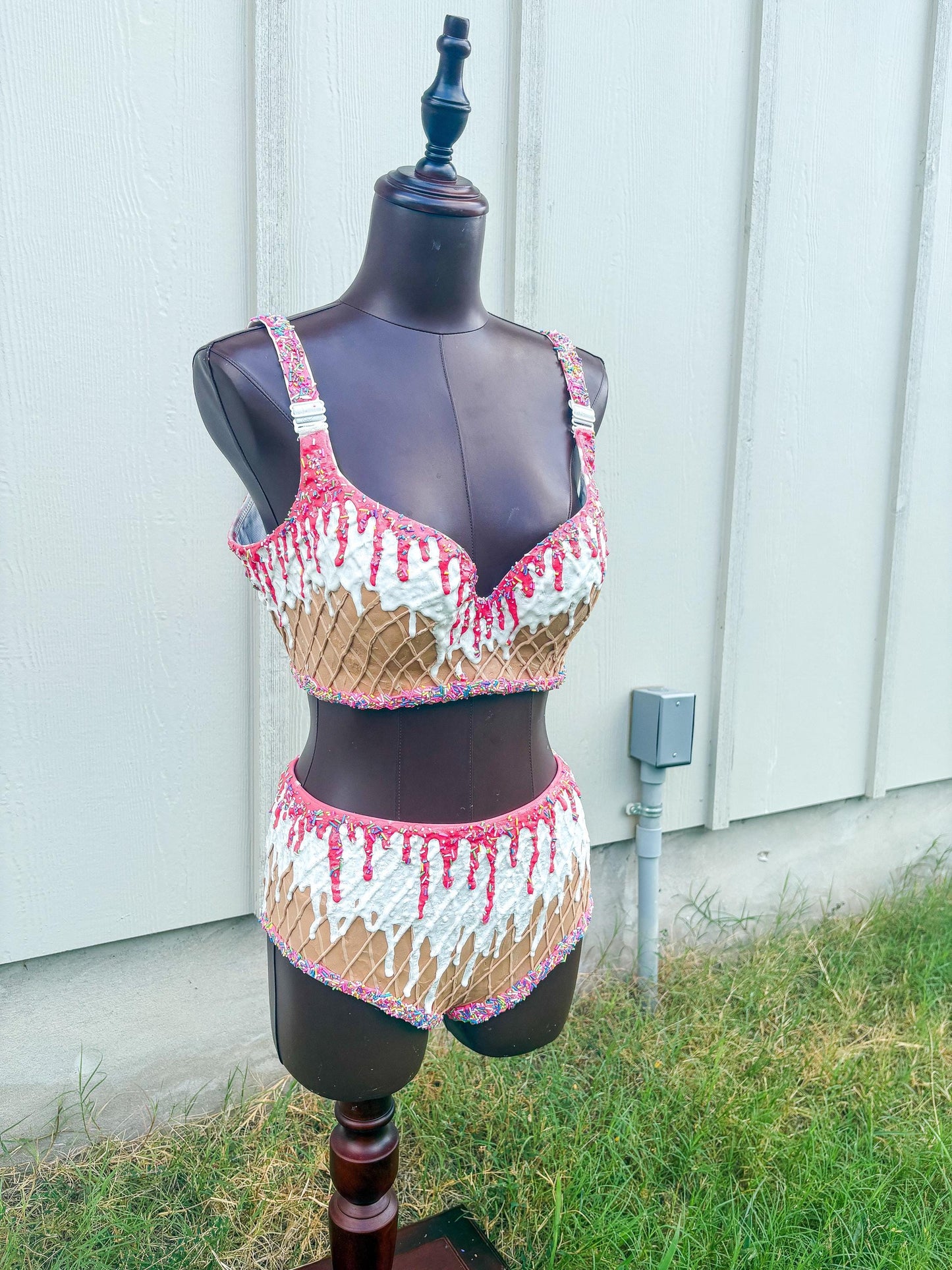 Customizable Dessert Couture Lingerie – Cherry Cake Set