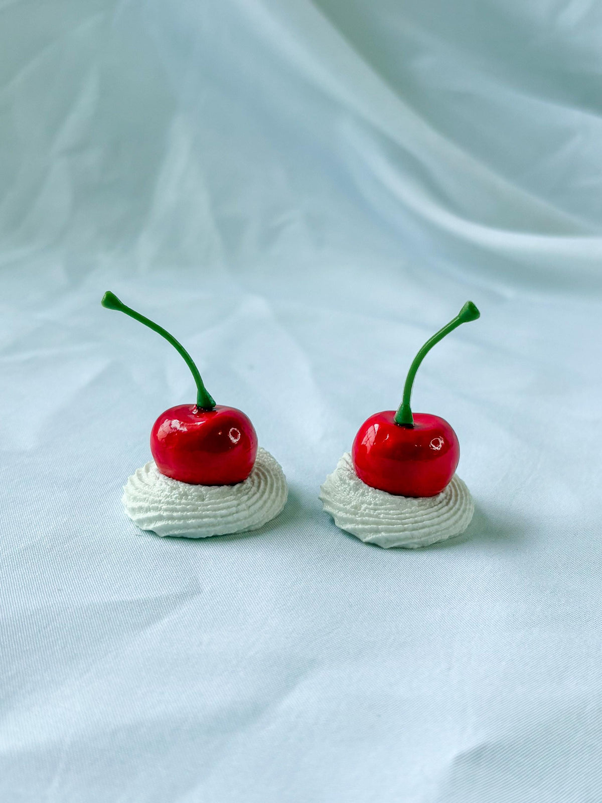Cherry & Strawberry Cake Shoe Clips – Faux Frosting Dessert Shoe Charms