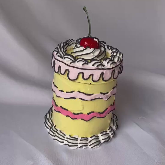 Cartoon Comic Fake Cake Box