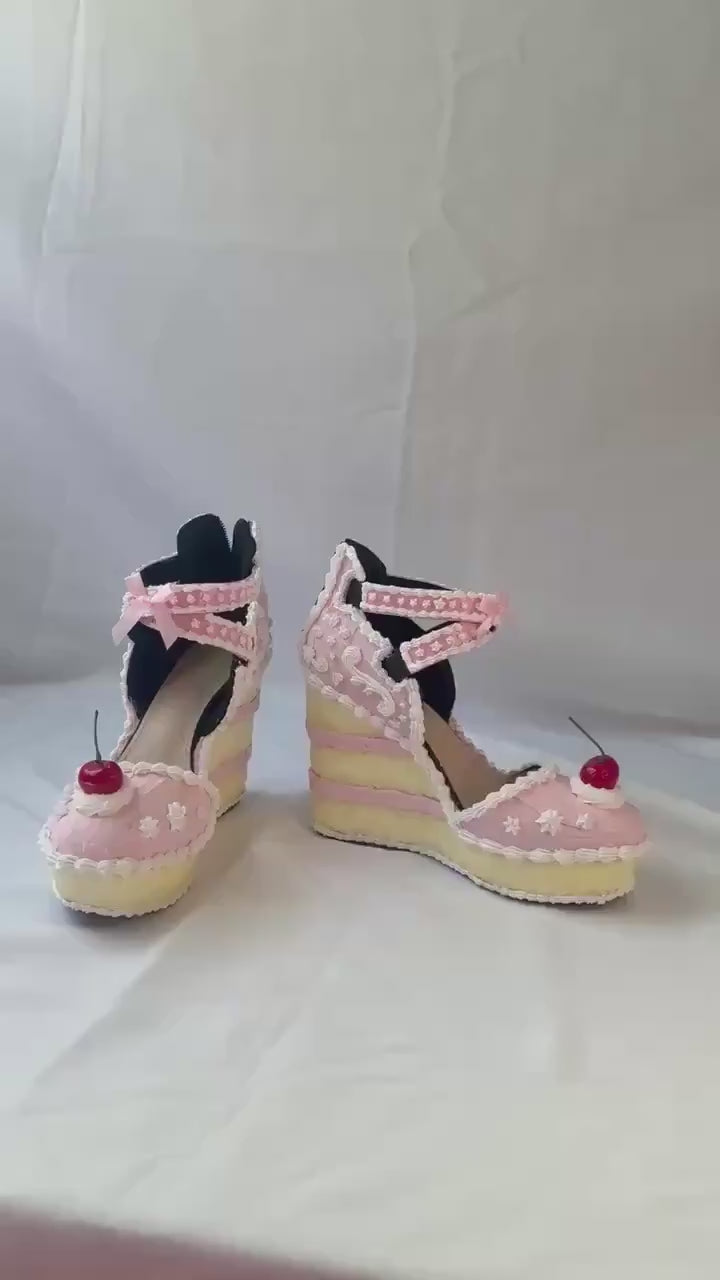 Fake Vanilla Cake Wedges
